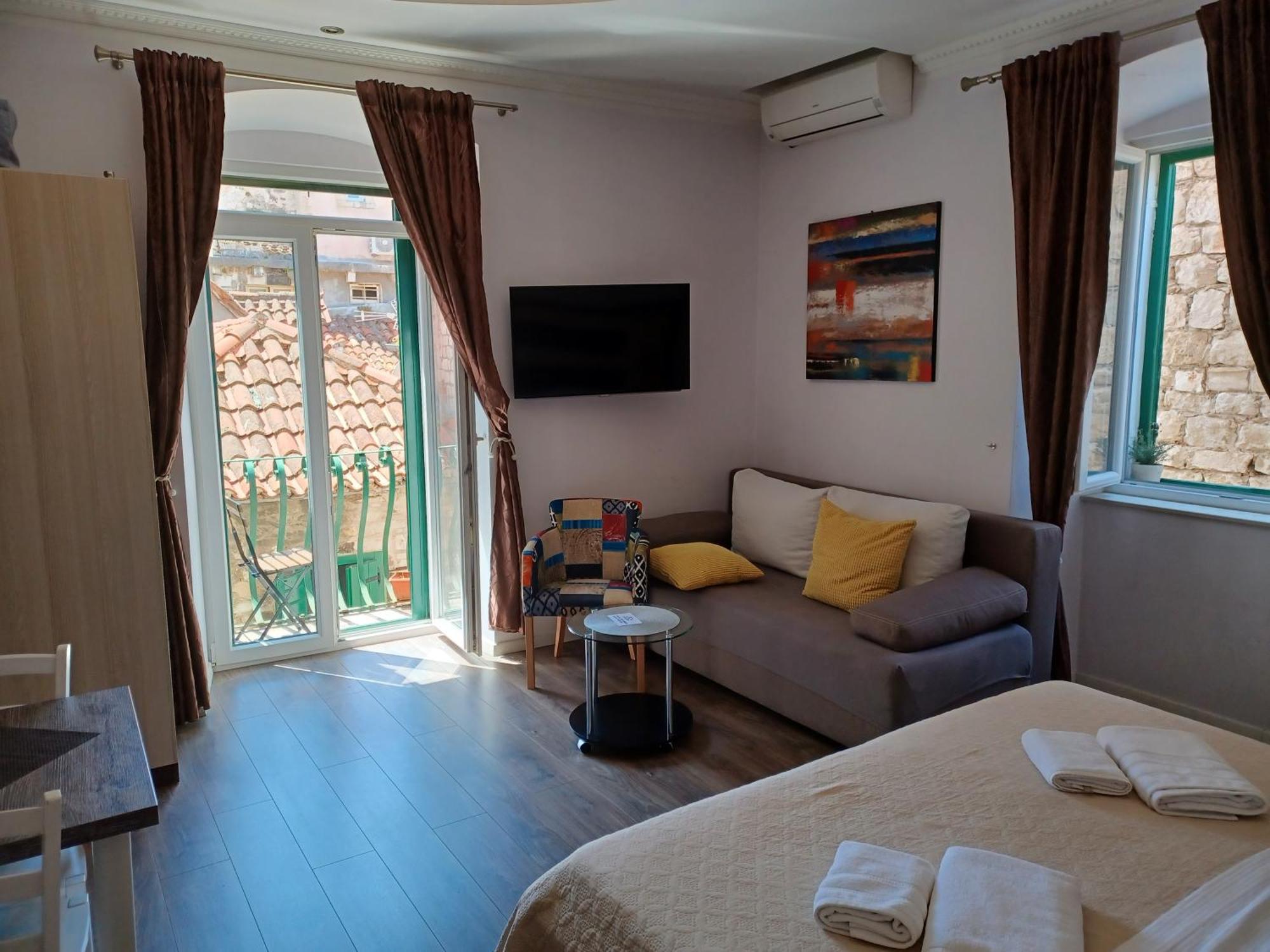 Jr Luxury 4*