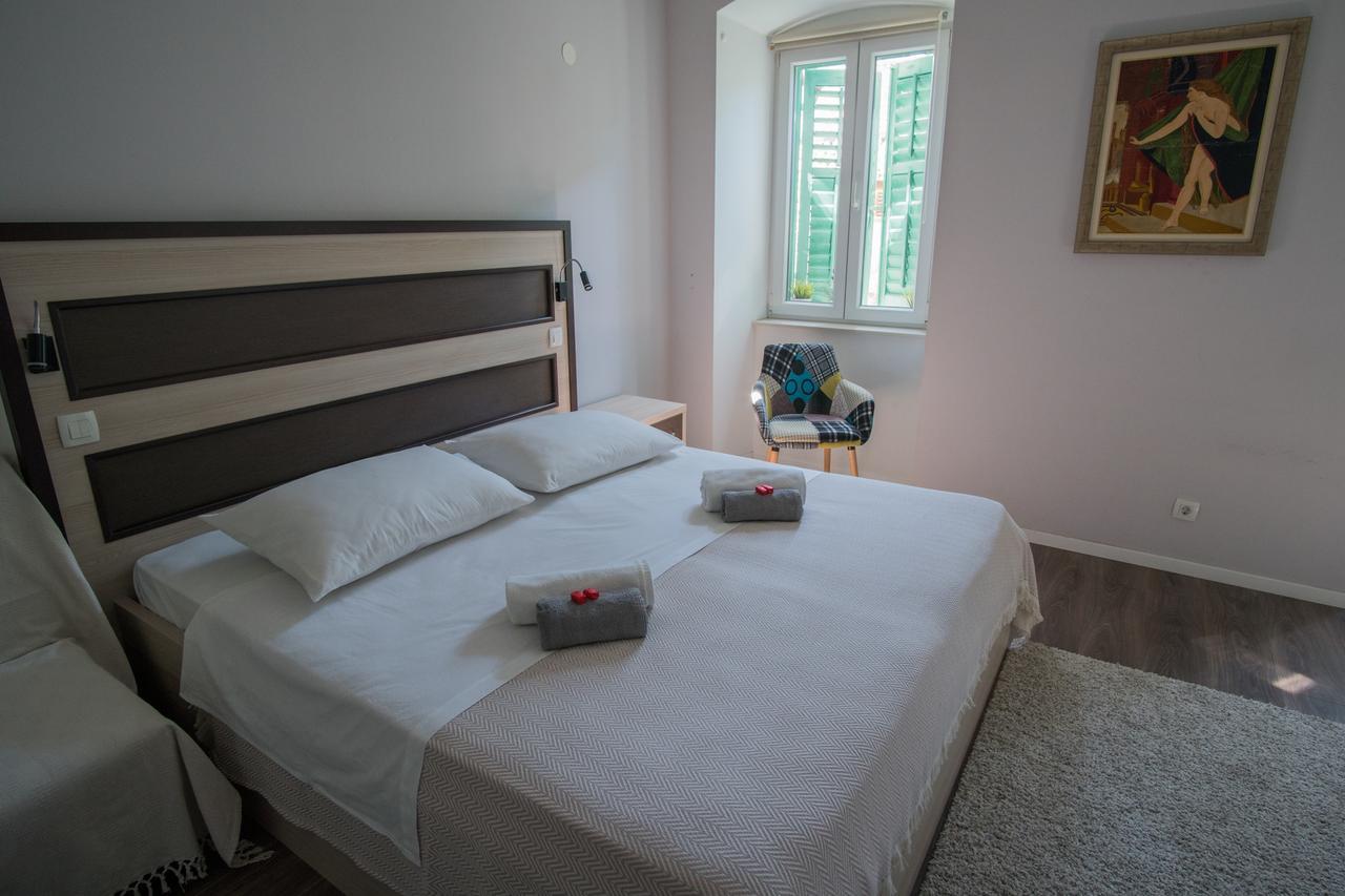 Jr Luxury Gjestgiverier
